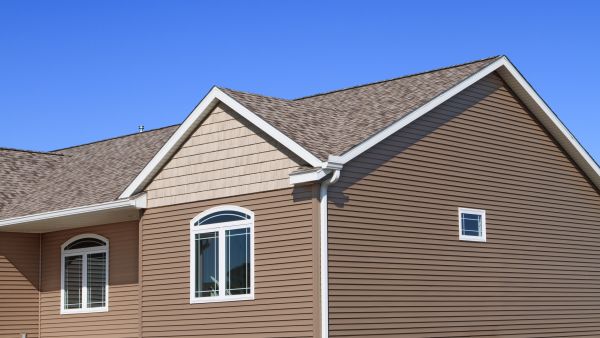 Residential Siding Service in Menomonee Falls