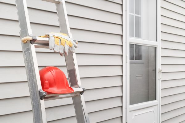 Home Siding Replacement in Menomonee Falls