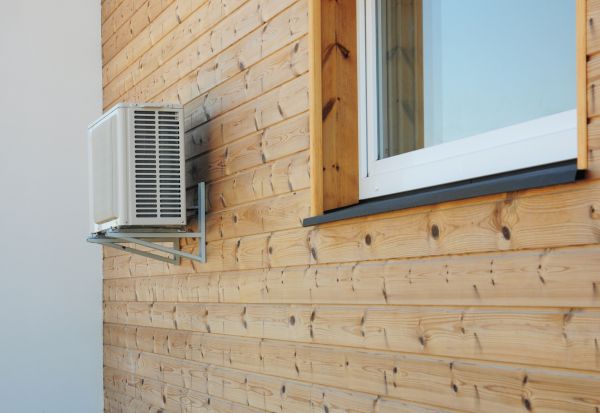 Cost of Pine Wood Siding Installation in Menomonee Falls