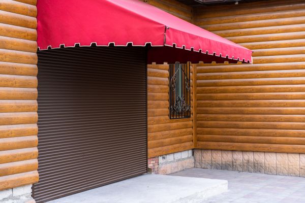 Cost of Hardwood Cladding Installation in Menomonee Falls